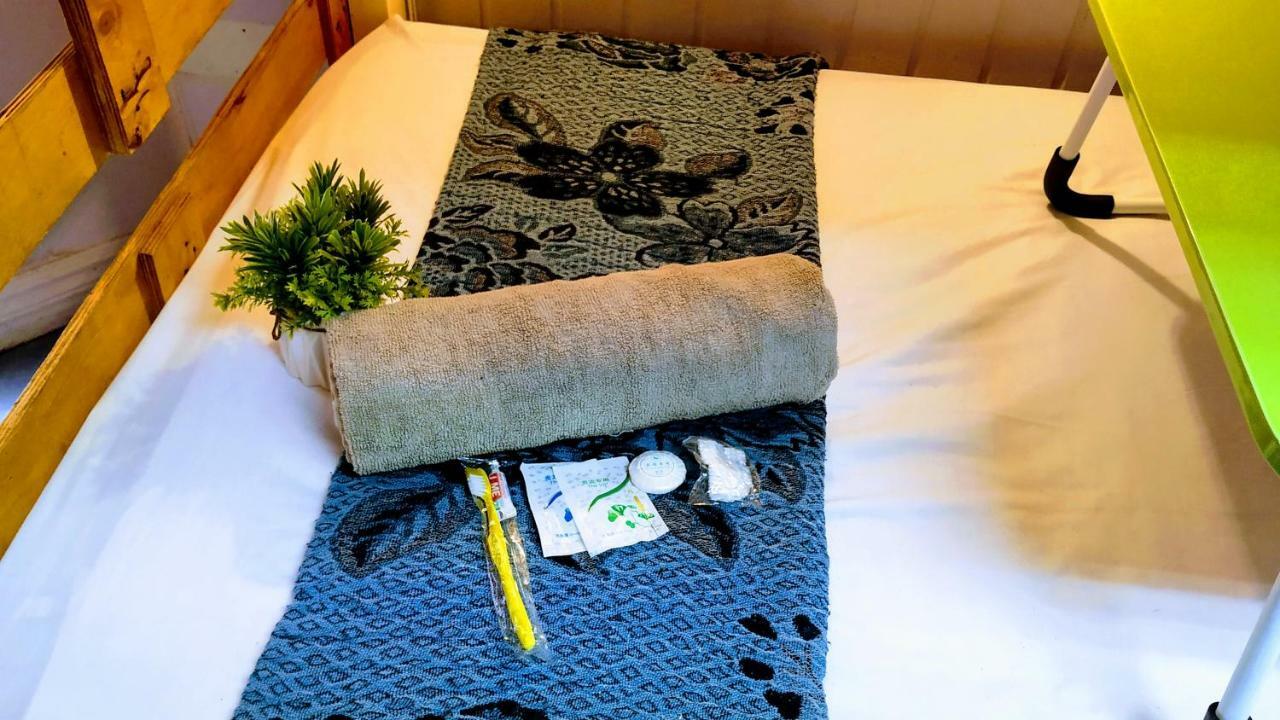 Get Inn Backpackers Кота Кинабалу Екстериор снимка