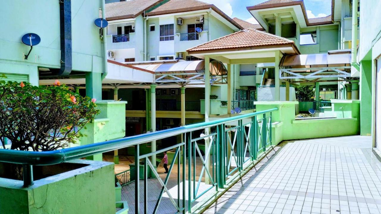 Get Inn Backpackers Кота Кинабалу Екстериор снимка